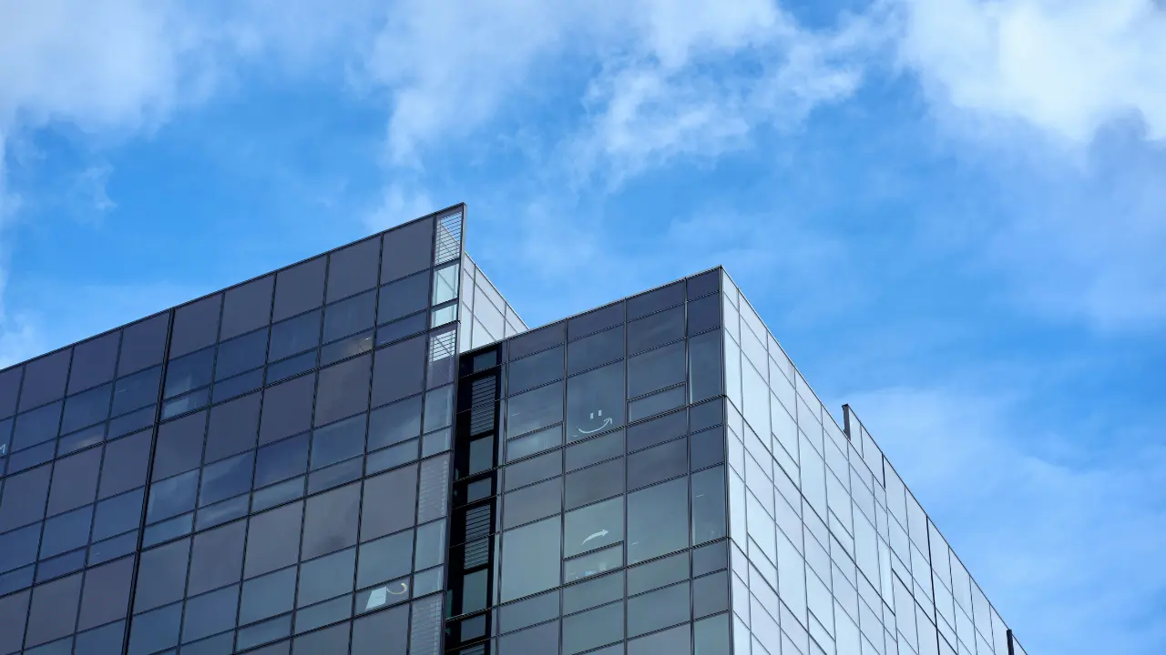 Frontier Airlines Calgary Office in Canada